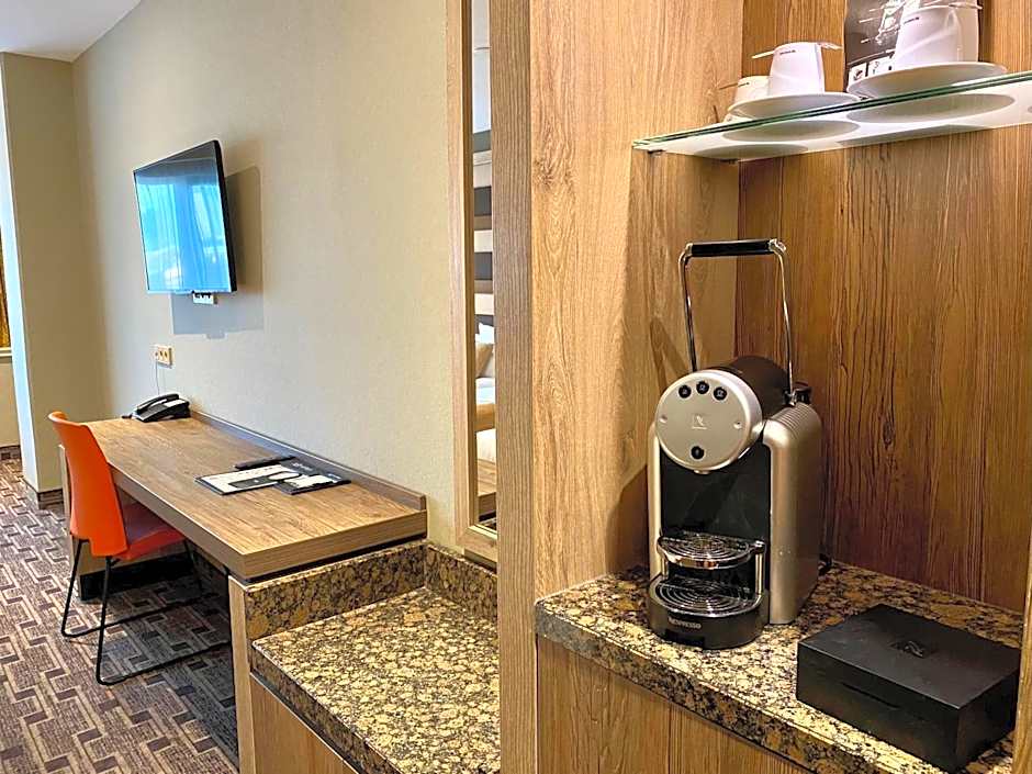 XO Hotels Blue Tower