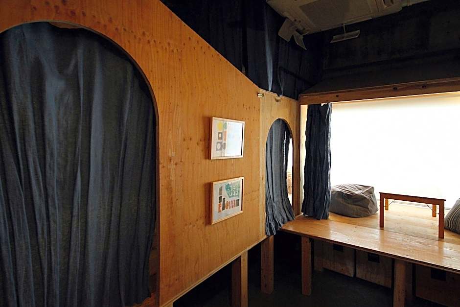Sunny Day Hostel