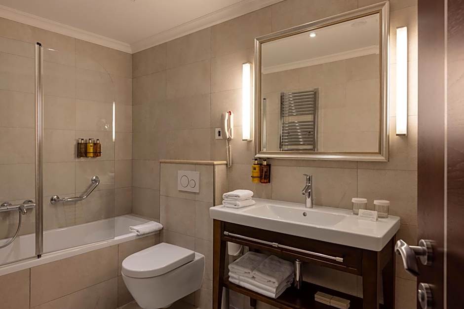 Hotel More