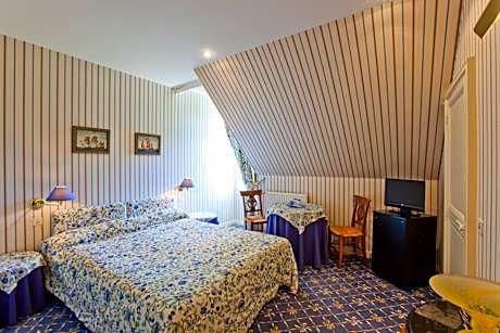 Dauphin Double Room