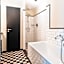 Henri Hotel Hamburg Downtown