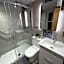 Hendham House - Near Etihad Stadium, CoOp Live Arena, AO Arena, Piccadilly Train Station & Manchester City Centre