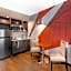 Cambria Hotel & Suites Plymouth