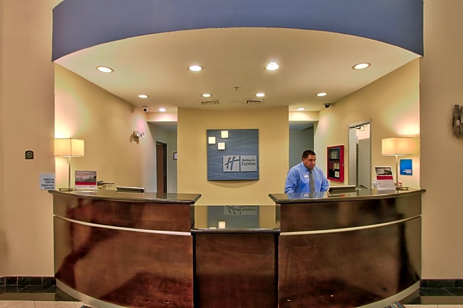 Holiday Inn Express Hotel & Suites Houston-Downtown Convention Center By IHG