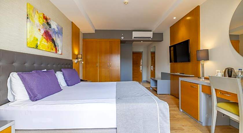 La Quinta by Wyndham Bodrum