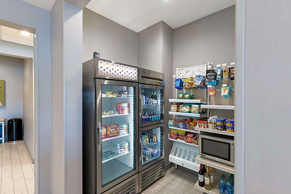 Spark by Hilton Midland South