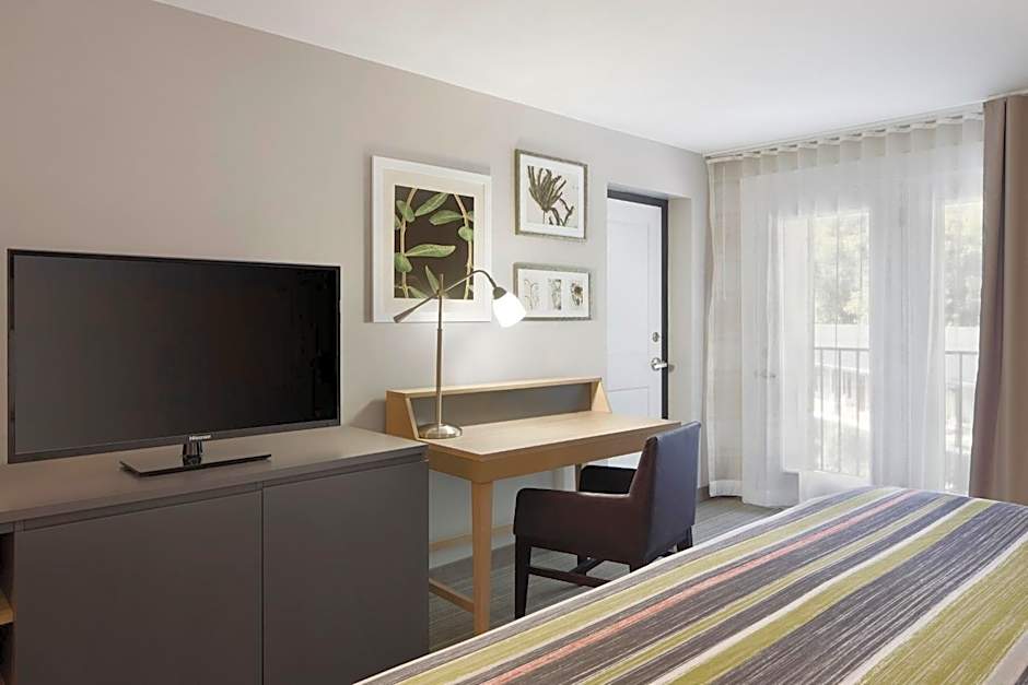 Country Inn & Suites by Radisson, Gatlinburg, TN