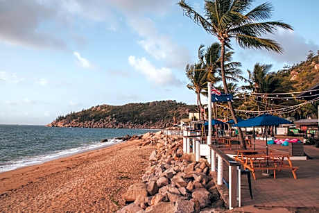Base Backpackers Hotel Magnetic Island