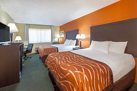 Queen Room with Two Queen Beds - Non-Smoking