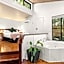 Hunchy Hideaway