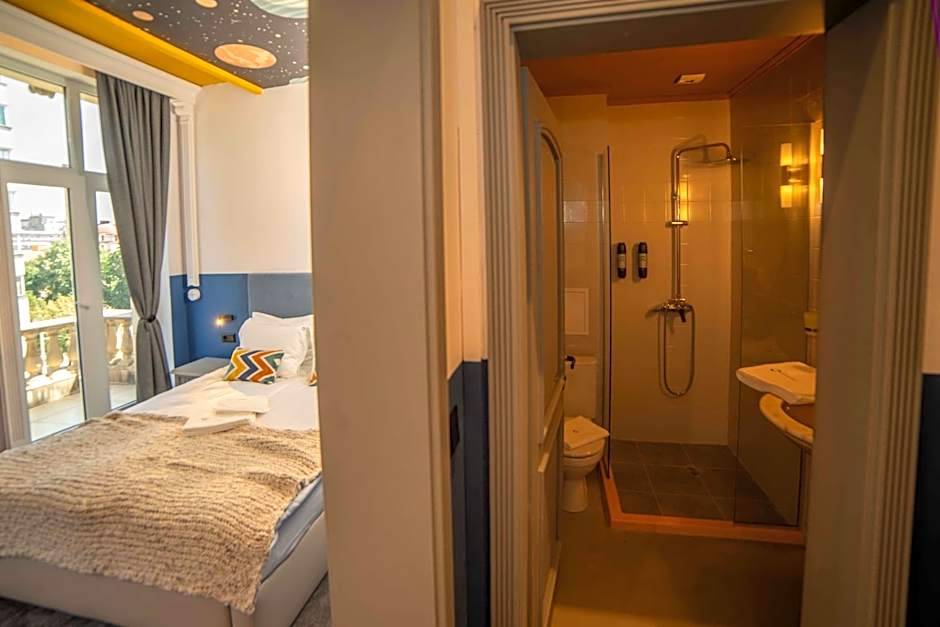 Maria Luisa by INTROVERT HOTELS