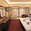 Queens Land Hotel