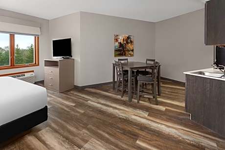 1 King Bed Junior Suite Non-Smoking