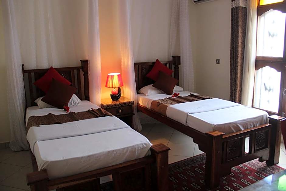 Al-Minar Hotel