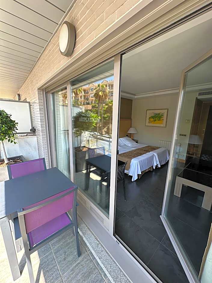 ArtPlatinum SUITES&APARTMENTS