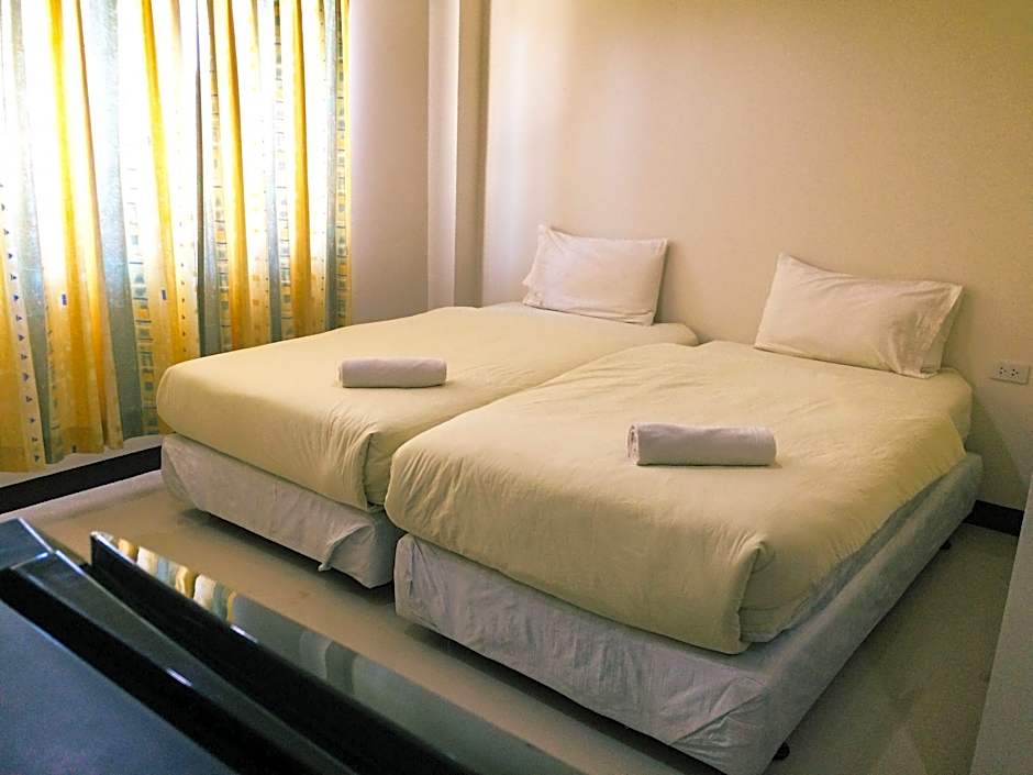 Sea Land View Apartment @ Sriracha