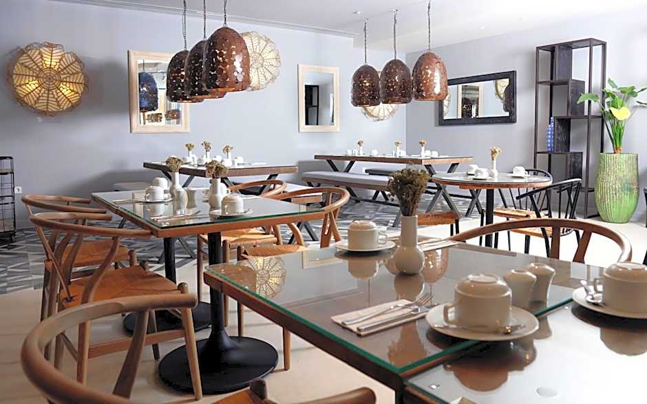 Design Plus Seya Beach Hotel