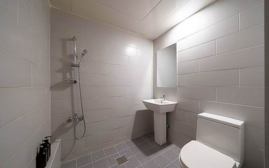 Uiwang Hotel Nine