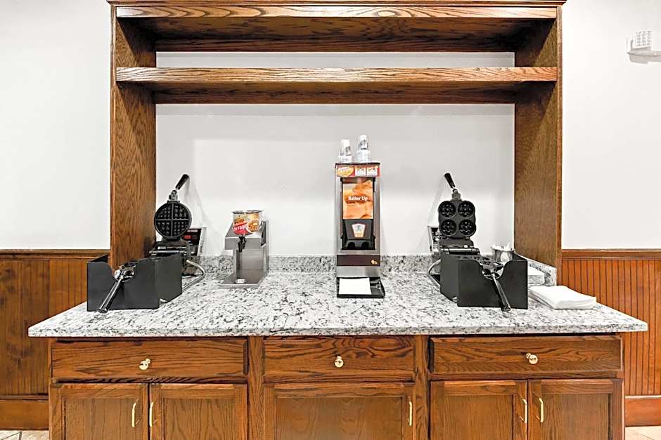 Quality Inn Dayton Airport