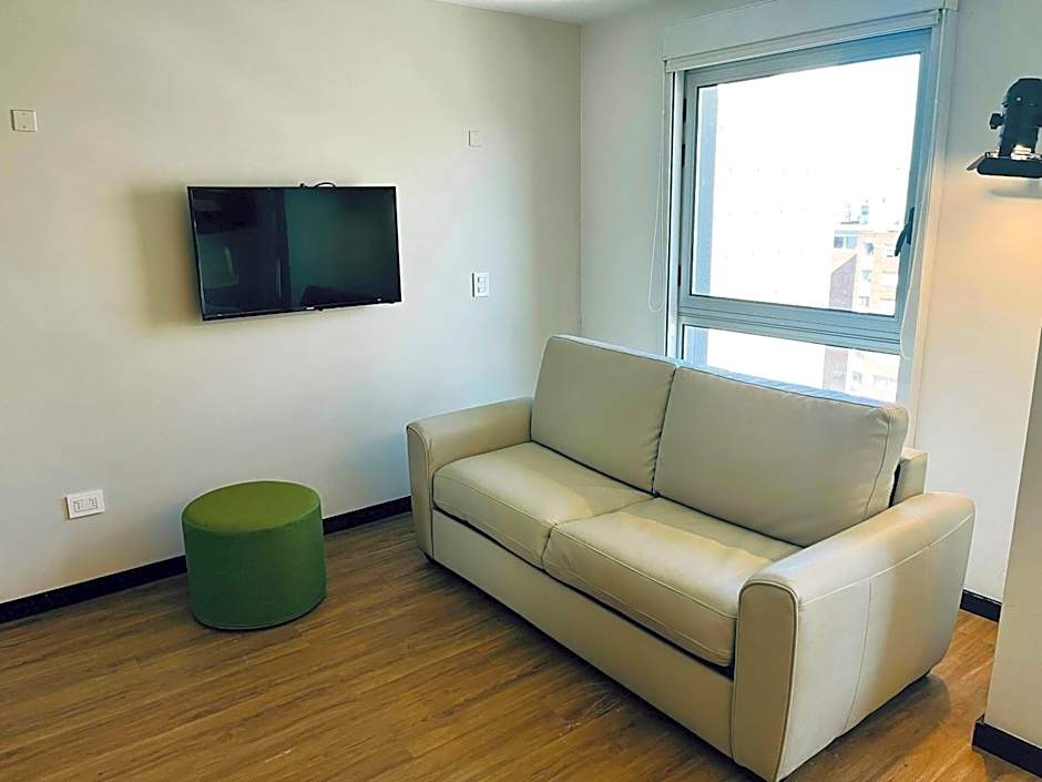 ibis styles Montevideo Biarritz