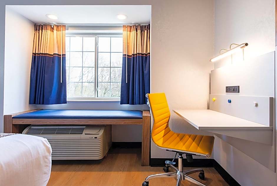 Microtel Inn & Suites by Wyndham London
