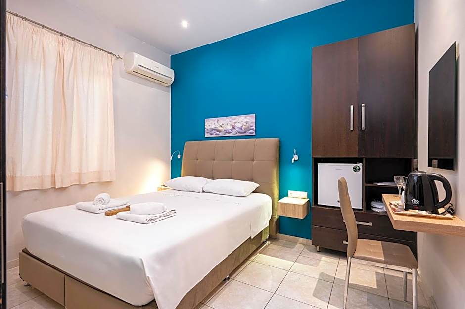 Sonia Hotel & Suites - Adults Only