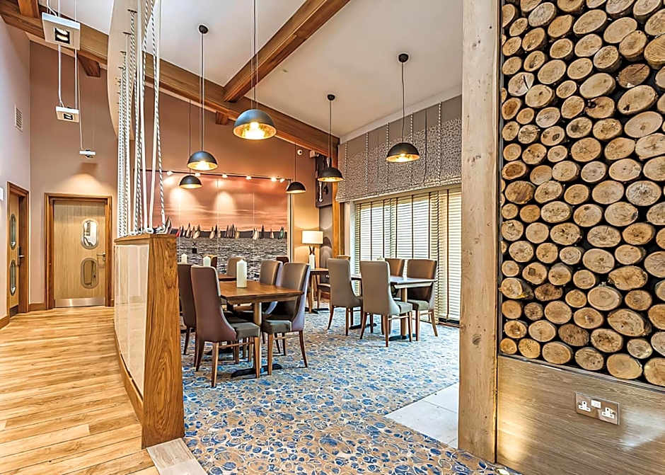 Woodside Coastal Retreat