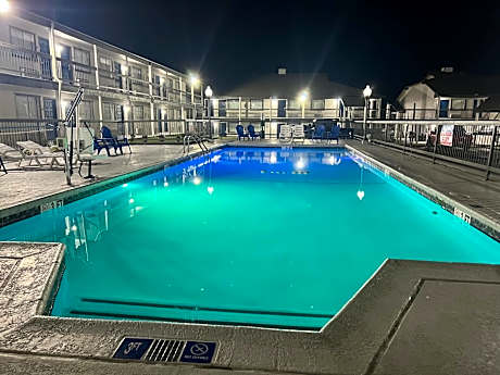 Studio 6 Tulsa OK Central