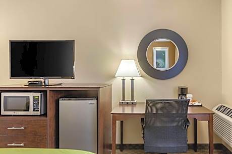 King Room - Non-Smoking