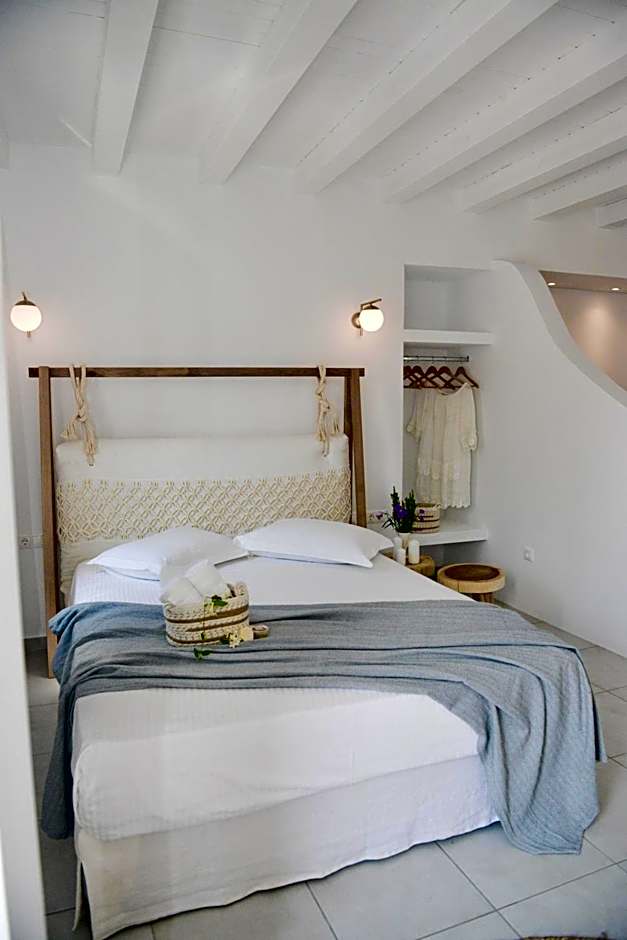 Blue Paradise Apartments