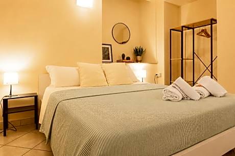 Double Room with Private External Bathroom