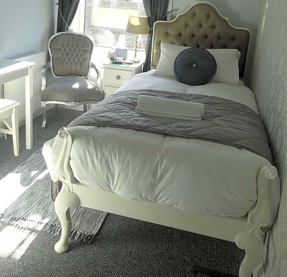 Elmswood Guest House