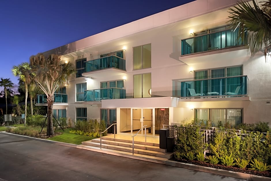 Beach Haus Bal Harbour