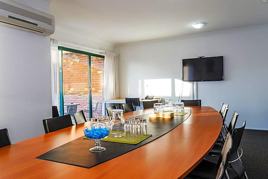 Perth Ascot Central Apartment Hotel