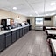 Super 8 by Wyndham Buffalo