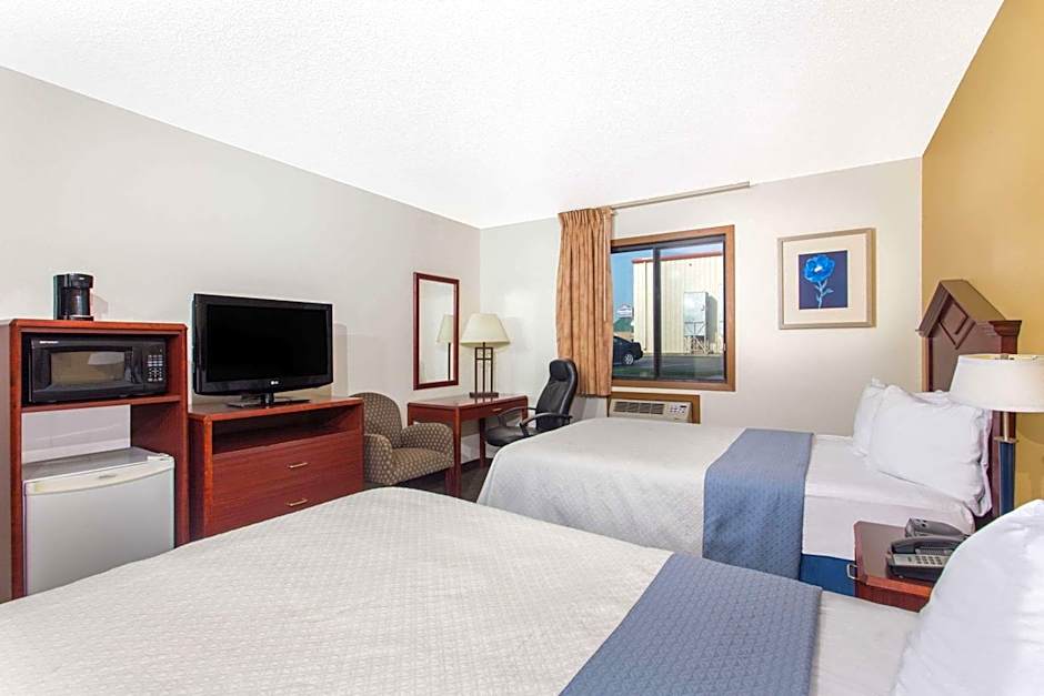 Days Inn by Wyndham Austin