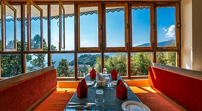 Summit Namnang Courtyard & Spa, Gangtok