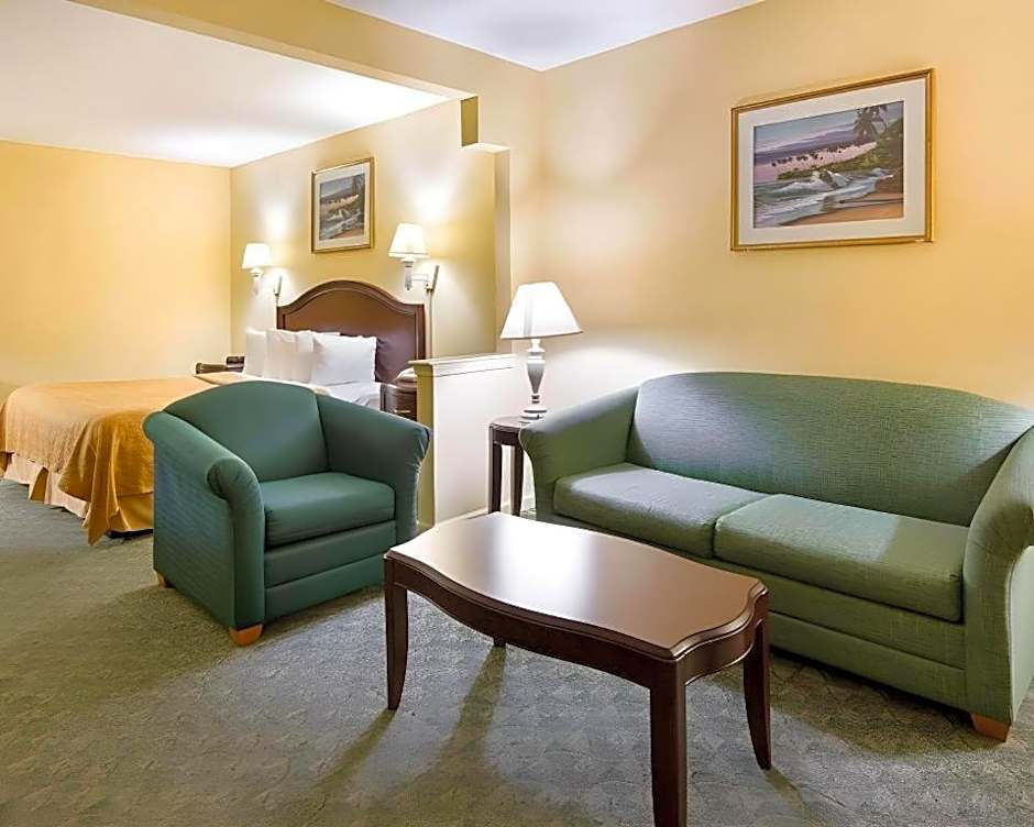 Quality Inn & Suites Franklin