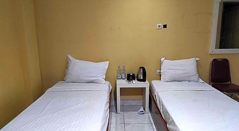 Hotel O Wisma Syariah Lahundape