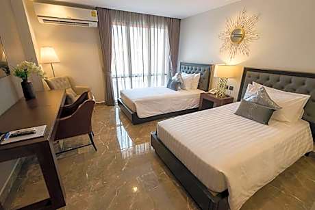 Deluxe Twin Room
