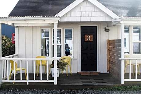 Boardwalk Cottages