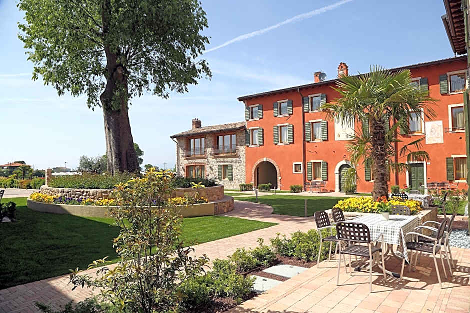Residence Borgo Mondragon