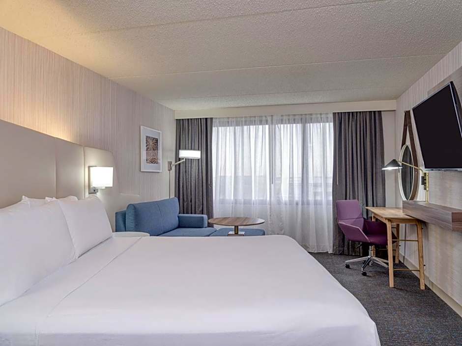 Crowne Plaza Indianapolis-Airport By IHG