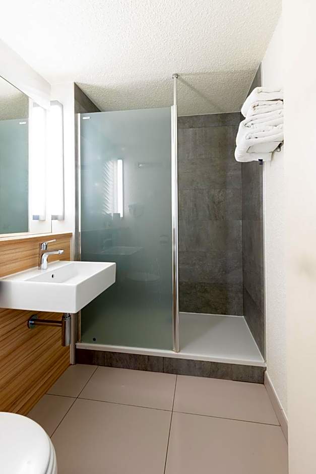 Campanile Reims Sud - Bezannes