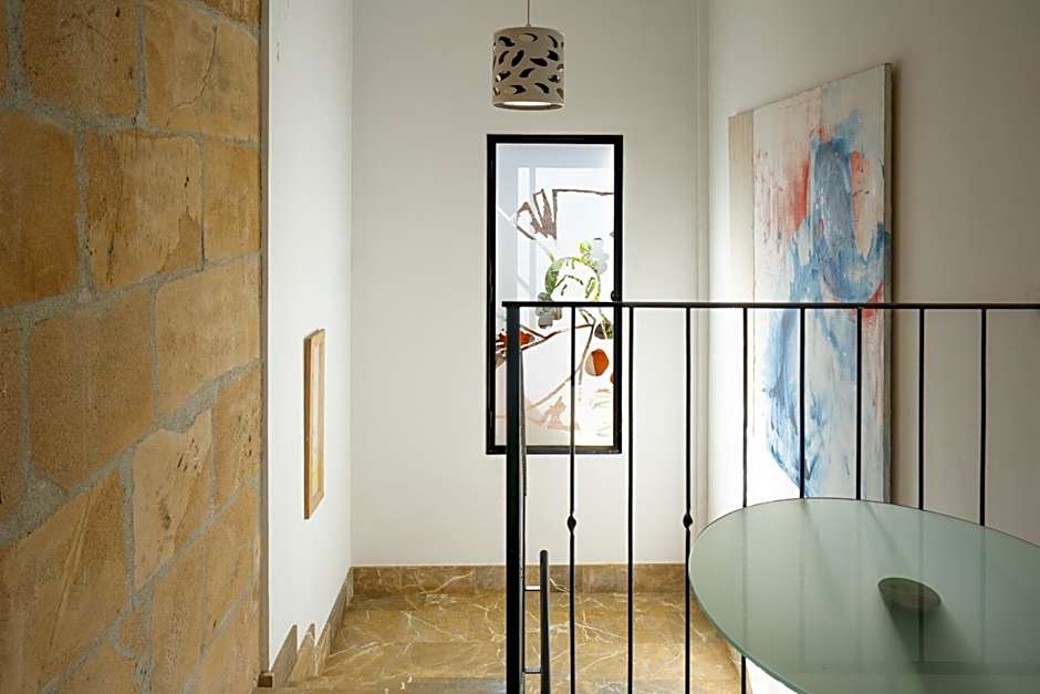 L'Host Boutique Rooms