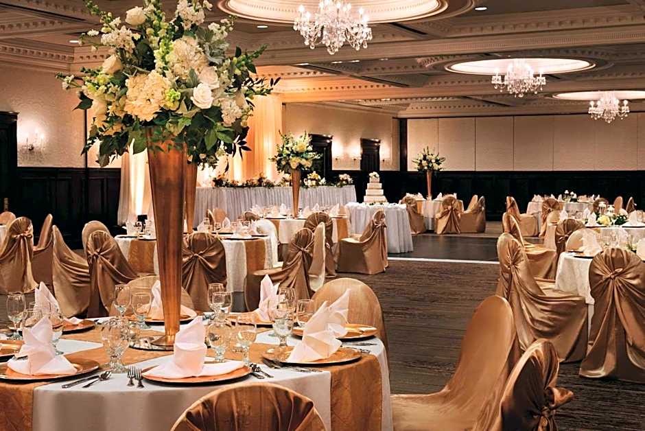 Radisson Hotel Cincinnati Riverfront