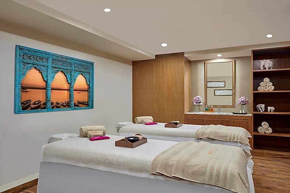 DoubleTree by Hilton Varanasi