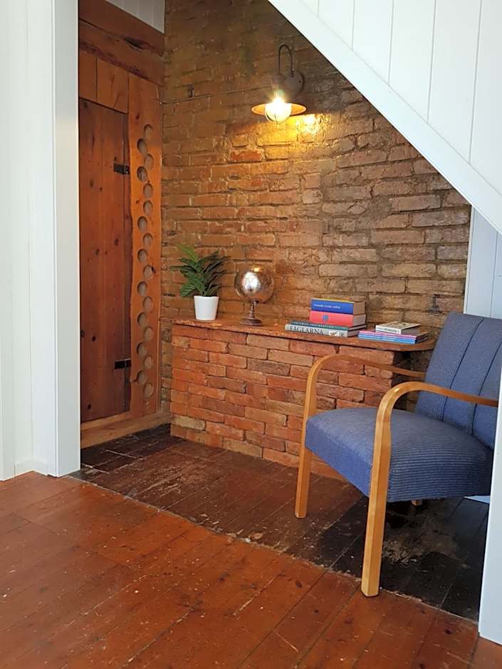 Vare 4 vandrarhem AB