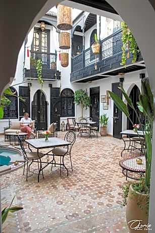 Riad Zoraida