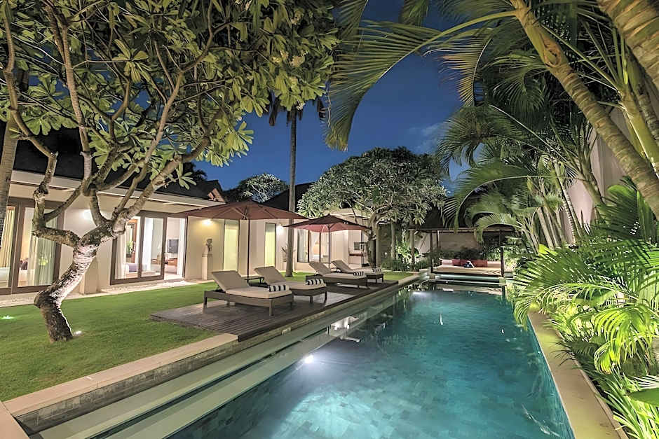 Chandra Bali Villas